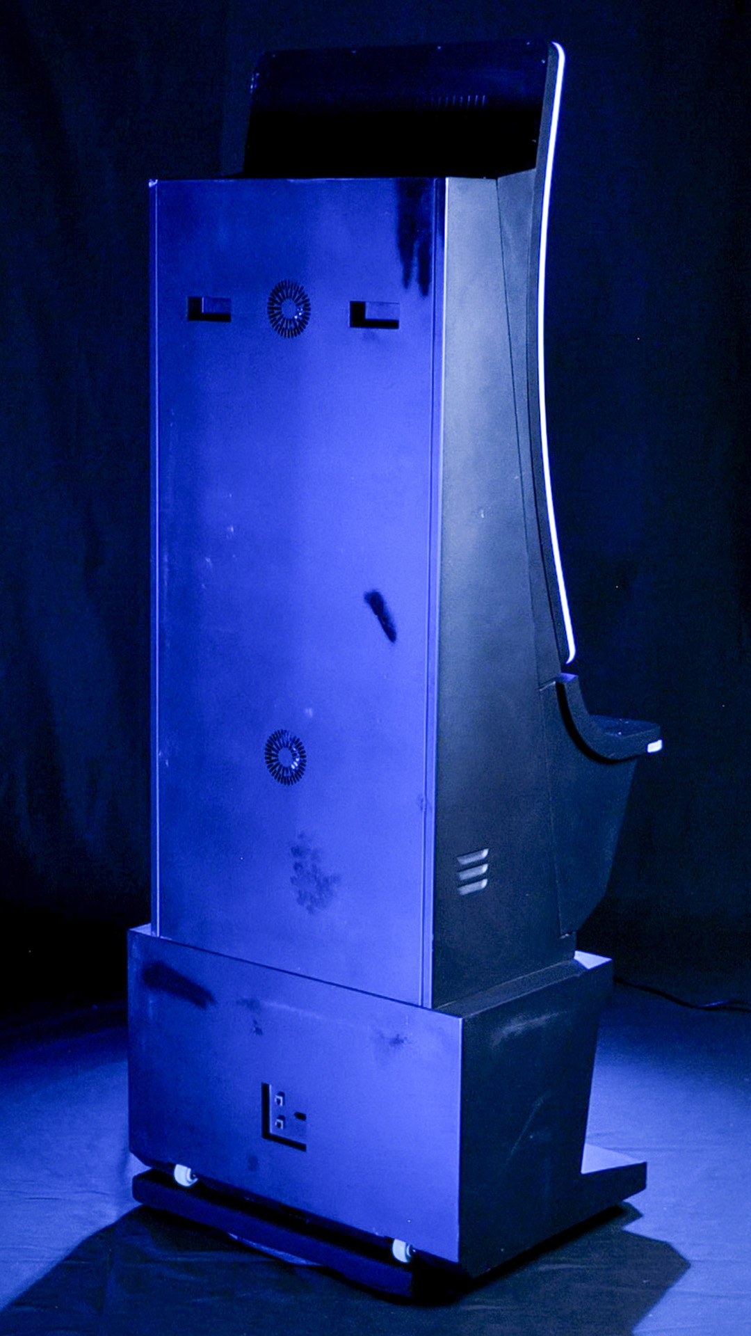 43 curve three quarter rear