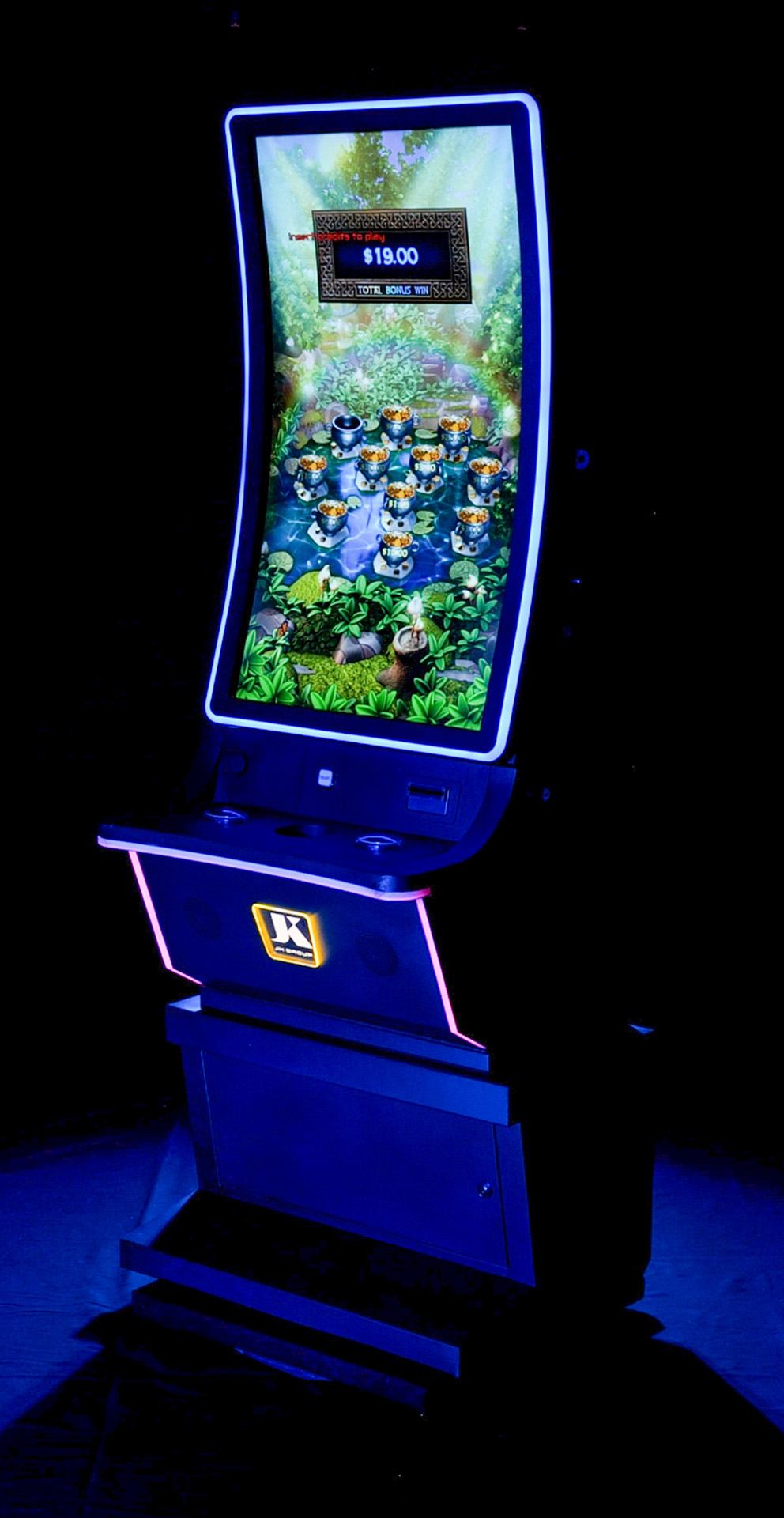 43 curve three quarters view